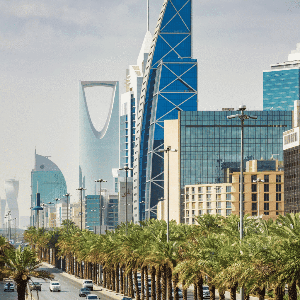 Modern Riyadh skyline in Saudi Arabia representing online Arabic language courses with Cosmos Language School